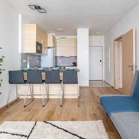 Westside Garden Apartments By Urbanrent Budapest Exterior photo